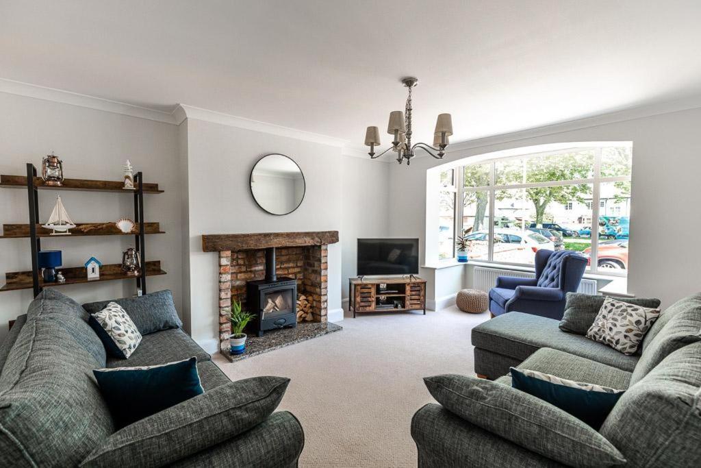 North Beach House - 3 Bedroom Fully Equipped Spacious House Perfect For Family Getaways In Bridlington Exterior photo