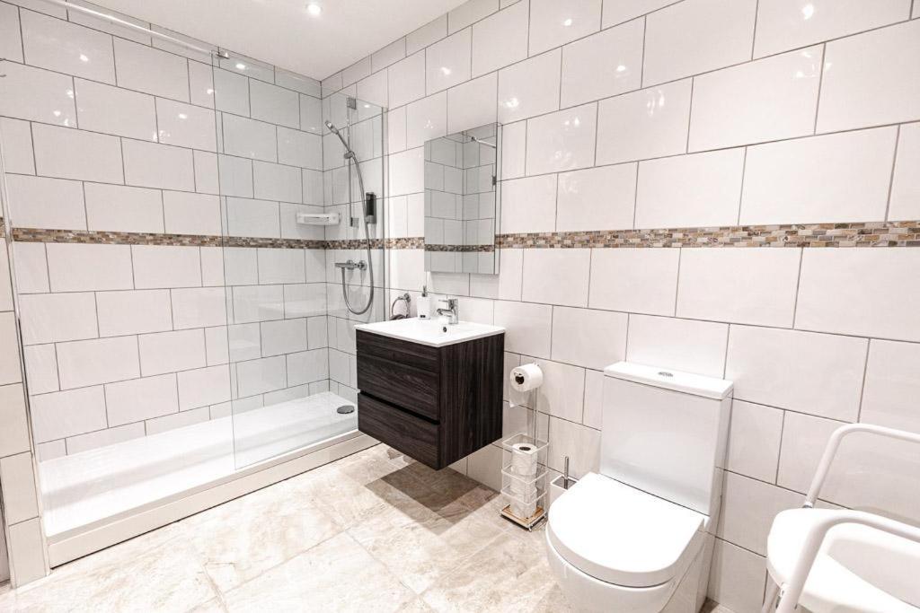 North Beach House - 3 Bedroom Fully Equipped Spacious House Perfect For Family Getaways In Bridlington Exterior photo