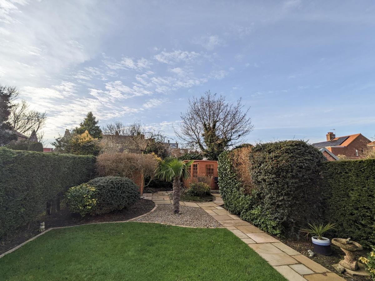 North Beach House - 3 Bedroom Fully Equipped Spacious House Perfect For Family Getaways In Bridlington Exterior photo