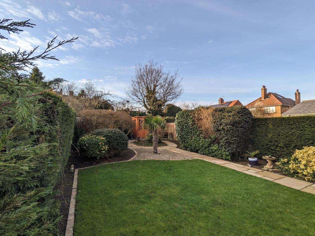 North Beach House - 3 Bedroom Fully Equipped Spacious House Perfect For Family Getaways In Bridlington Exterior photo